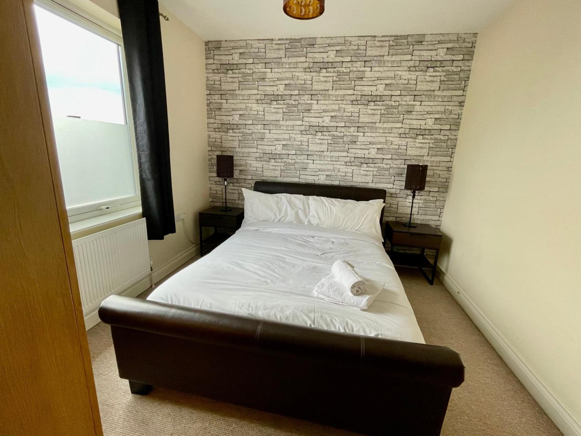 2 Bedroom City-Centre Apartment With Free Parking Belfast Exterior photo